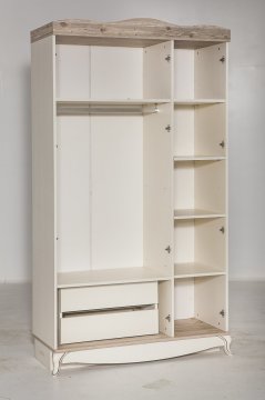 Mira Young room